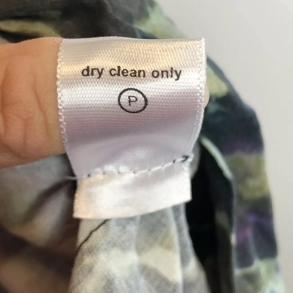 Creatures of Comfort Tie Strap Water Color Floral Dress With Pockets - Picture 10 of 13